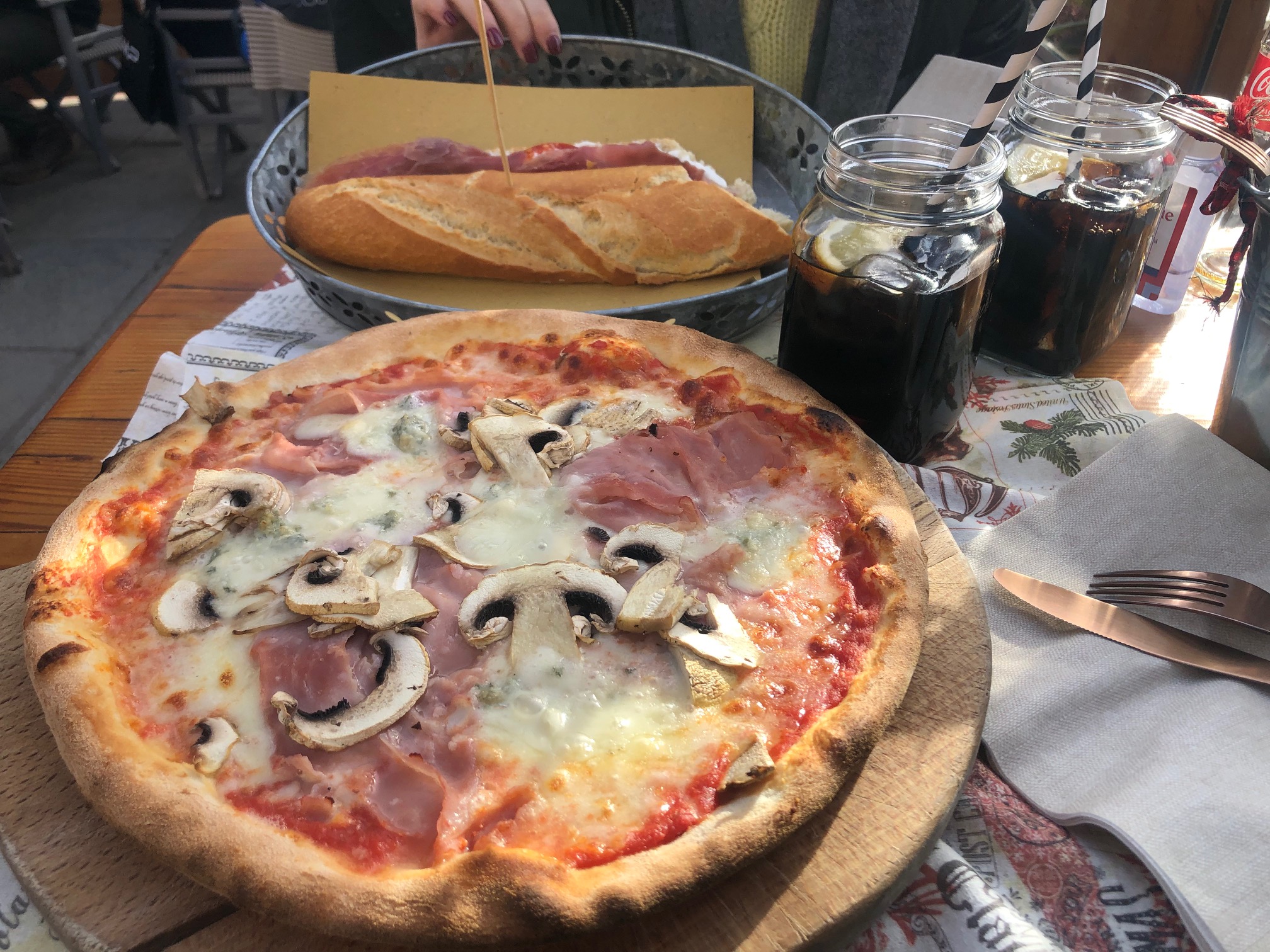 Pizza and Sandwhich at Assietta restaurant in Sauze d'Oulx