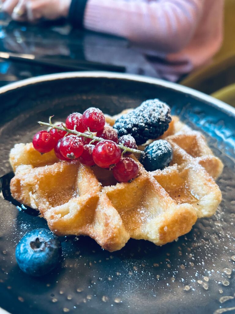 premium waflle with fresh seasonal fruits